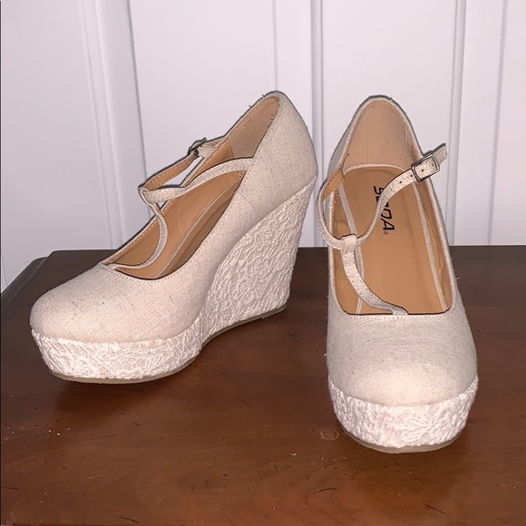 cream closed toe wedges